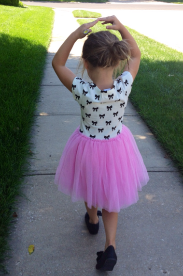 Училищен стил: Новите роклички на Аби