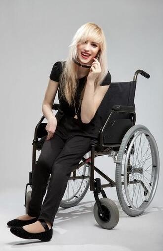 Момичето с церебрална парализа, което стана модел