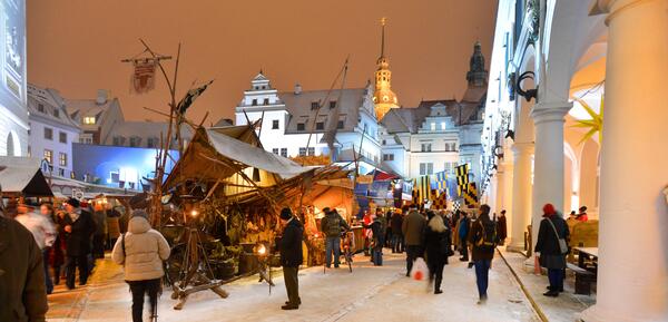 Коледен базар на почти шест века