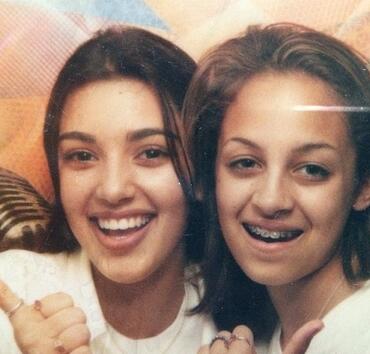 20-годишно приятелство: Ким Кардашиян и Никол Ричи
