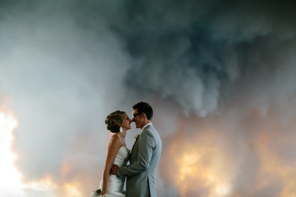 Драматична сватба, обвита в пламъци