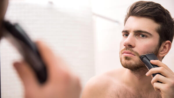 Защо жените си падат по брадати мъже?