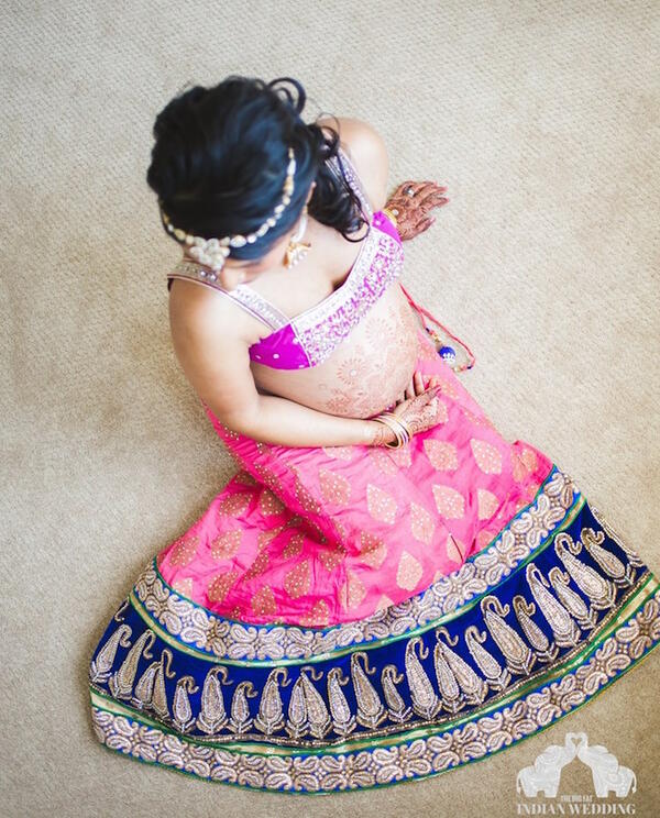 "Бременна" фотосесия в подкрепа на културното разнообразие