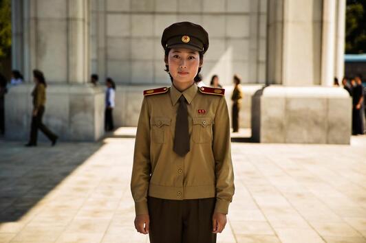 Нежната красота на жените в суровата Северна Корея
