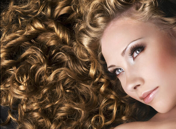 6 невероятни трика за гъста и копринено мека коса