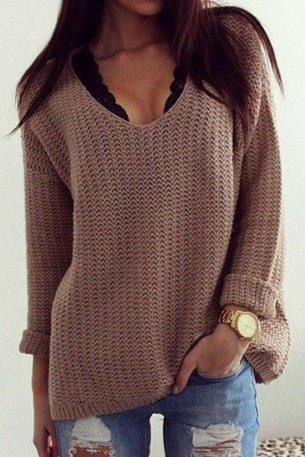 Секси с пуловер: 4 стилни и изкусителни визии с любимата зимна дреха
