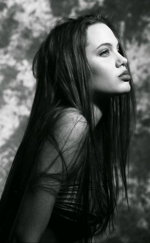 Анджелина Джоли на 15 години