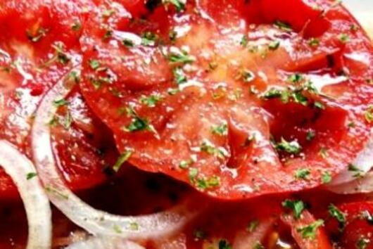 Рецепта за лятна салата от домати