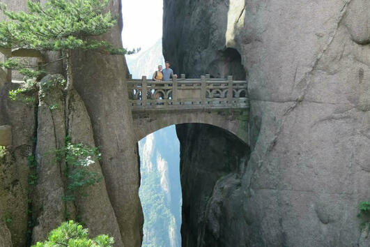 Мостът на безсмъртните - имате ли смелост да се изкачите по него?