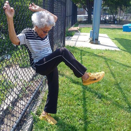 101-годишна жена подобри световния рекорд по лека атлетика в нейната възрастова група