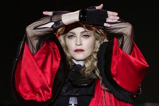 Мадона застана безрезервно зад сина си, който беше арестуван за пушене на марихуана 