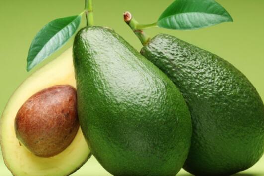 Как да накараме авокадото да узрее по-бързо?