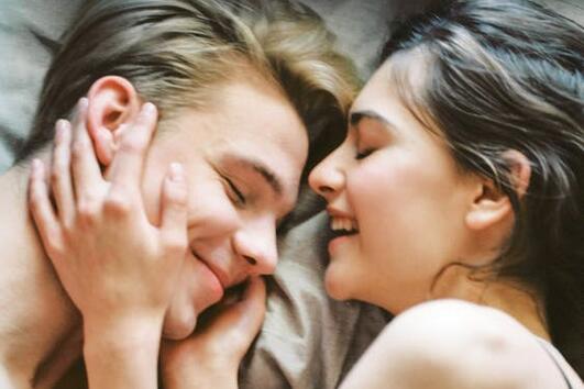11 неща, които щастливите двойки правят преди да заспят