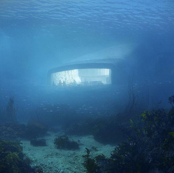 Първият подводен ресторант в Европа