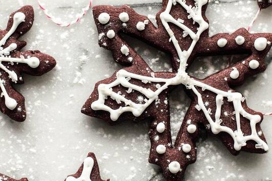 Коледни десерти: Шоколадови снежинки