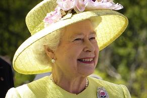 Кралица Елизабет II най дългогодишният монарх на Обединеното кралство навършва 92