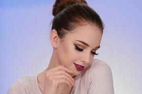 Българската гримьорка от влогът Denitslava Makeup за пореден пт ни