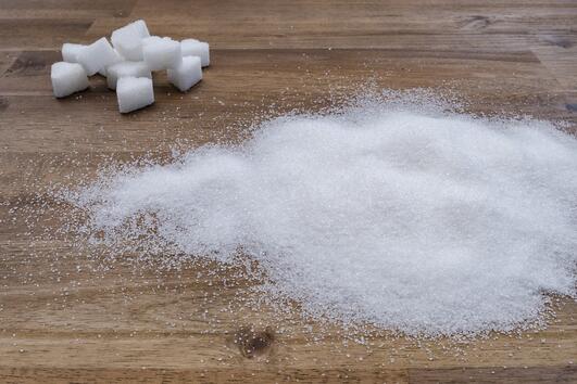 9 признака, че ядете прекалено много захар 