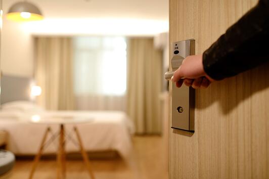 13 трика за хората, които често отсядат в хотел