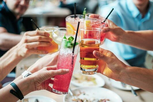 5 идеи за супер освежаващи напитки с 0.0% алкохол