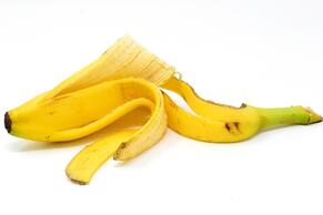 Най често срещаното нещо което се случва с банановите кори е