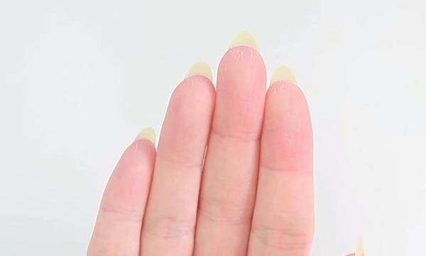 Как да направите ноктите си овални? (ВИДЕО)