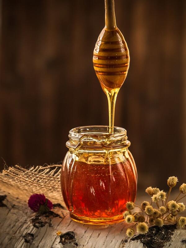 Колко е полезно да си хапваме мед за здравето и красотата?