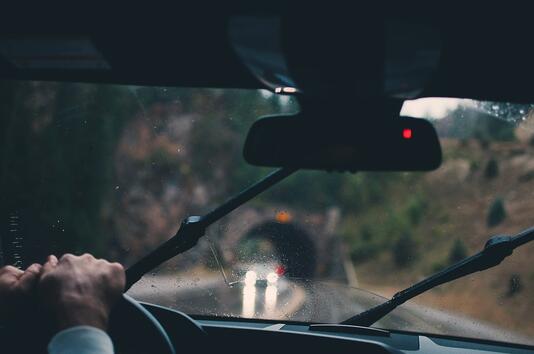 6 съвета за шофиране в лошо време 