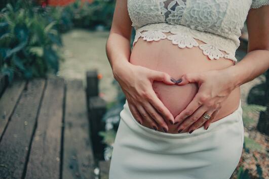 Гаденето по време на бременността означава по-умно дете? 