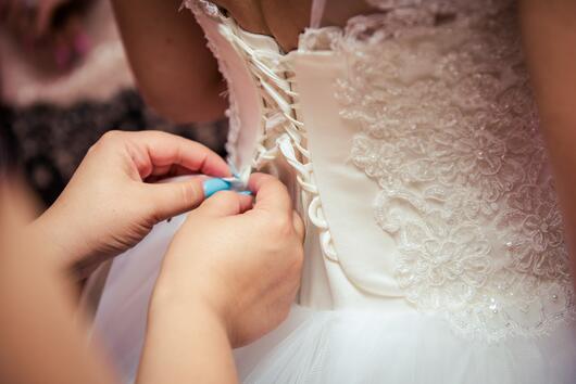 Ръководство за всеки силует на сватбена рокля