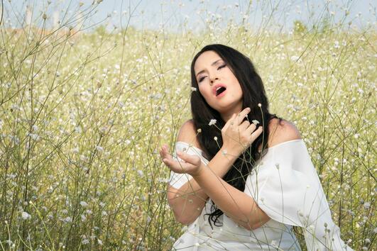 Звездното сопрано Соня Йончева представи новия си албум REBIRTH