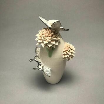 Сюрреалистична керамика с животни и растения