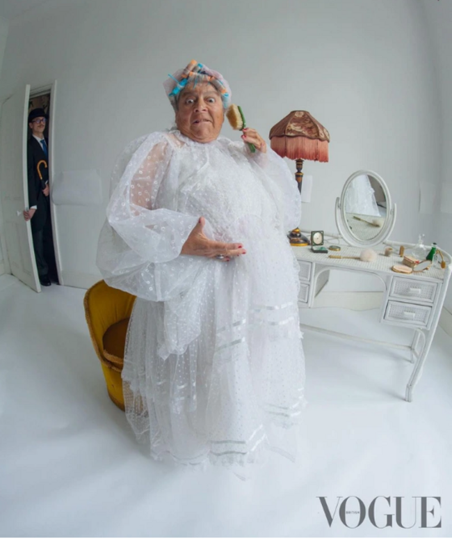 Мириам Марголис дебютира на корицата на Vogue на 82 години 