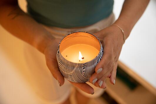 Как ароматните свещи могат да повишат вашето благополучие?
