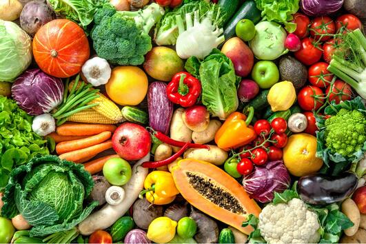 "Мръсната дузина": Кои са 12-те най-замърсени плодове и зеленчуци