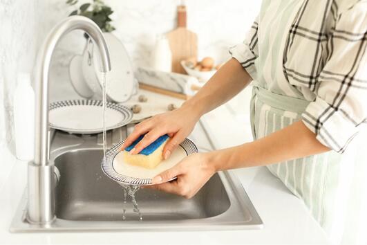 Как миенето на съдове може да навреди на здравето ви
