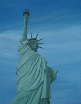 Статуята на свободата, нарисувана от Денис Франческони с уста