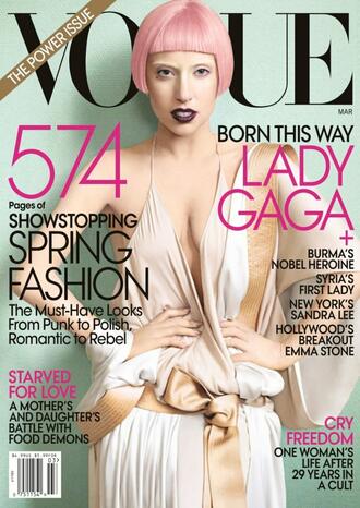 <p>Лейди Гага за Vogue, март 2011</p>