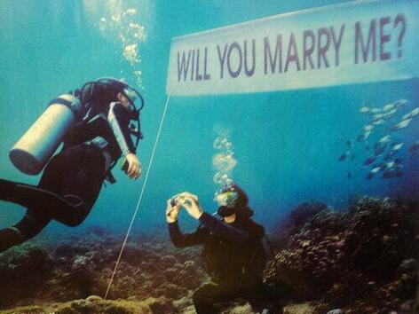 Необичайните предложения за брак