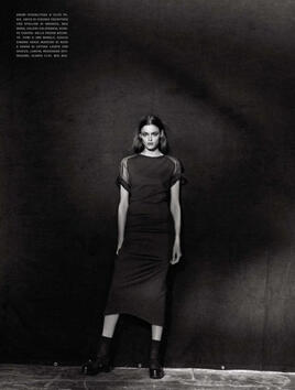 <p>Vogue Italia, март 2013</p>