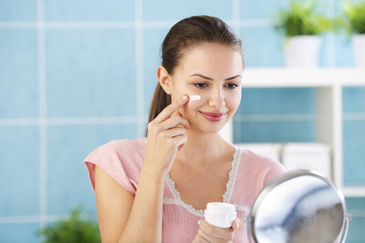 Biotialo: Кои са най-вредните съставки в масовата козметика?
