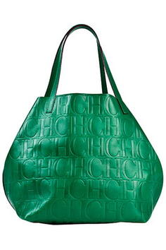 Чантите от Carolina Herrera са по-ярки и "слънчеви" от всякога