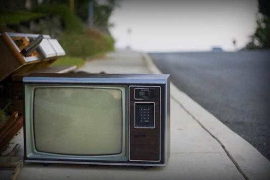 Продават най-стария работещ телевизор на Острова