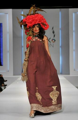 Седмицата на модата в Пакистан стартира