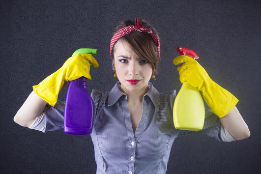 Почистете дома си с екологично чисти продукти