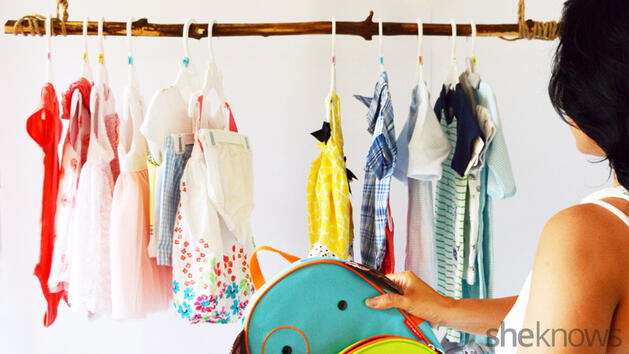 Направете си сами: Сладурска закачалка за бебешките дрешки