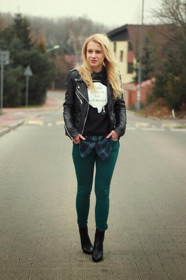 Стилните жени: Зелен панталон
