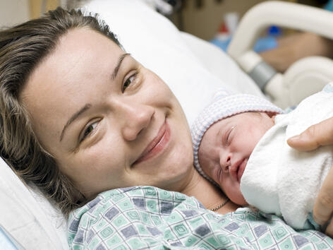 16 неща, които трябва да си вземете, когато постъпите в болницата, за да раждате