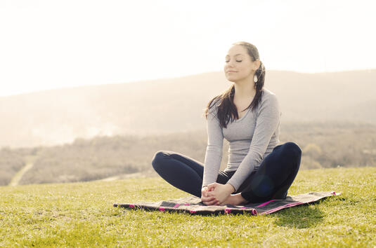 Как ни помага медитацията през различните периоди от деня