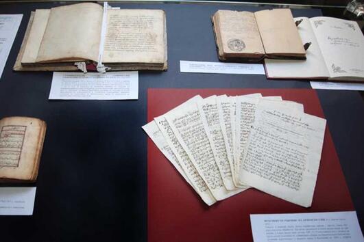 Тефтерчето на Раковски и още 45 ценни книги в изложба на Националната библиотека